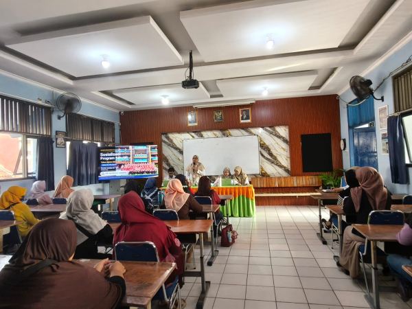 Dokumentasi Sosialisasi Program Sekolah Kelas VIII SMPN 167 Jakarta