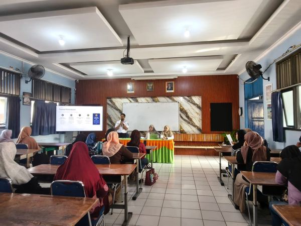Dokumentasi Sosialisasi Program Sekolah Kelas VIII SMPN 167 Jakarta